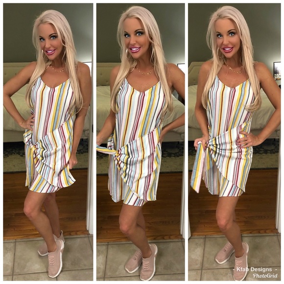 🥰LAST 1!  Multi Stripe Front Tie Dress - Picture 2 of 4